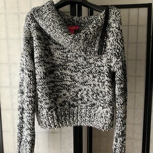 Catherine Malandrino Sweater Cropped Black White Cowl Drape-Neck Collar Knit M